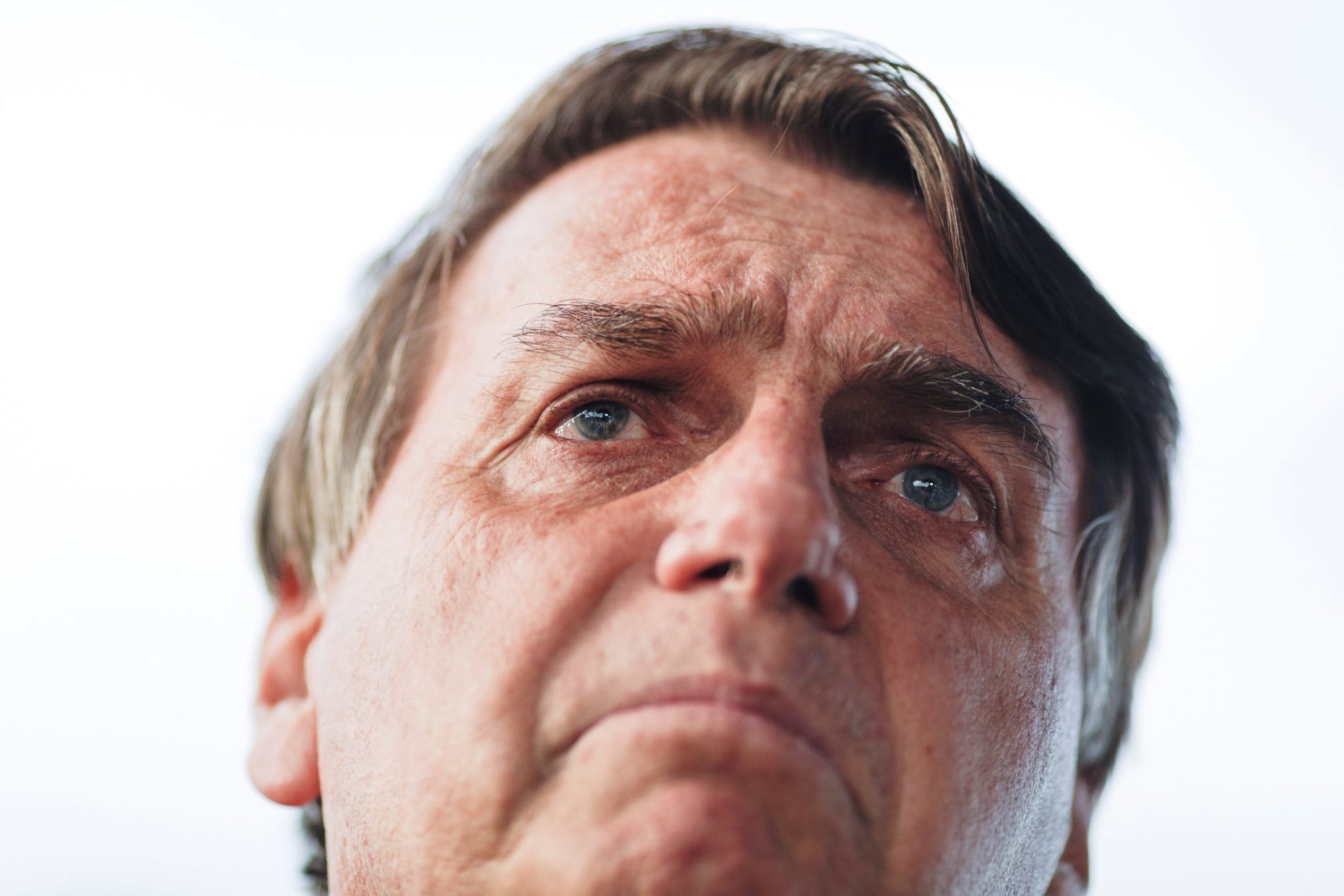 Polícia Civil pede autorização de Moraes para ouvir Bolsonaro sobre arma apreendida no DF